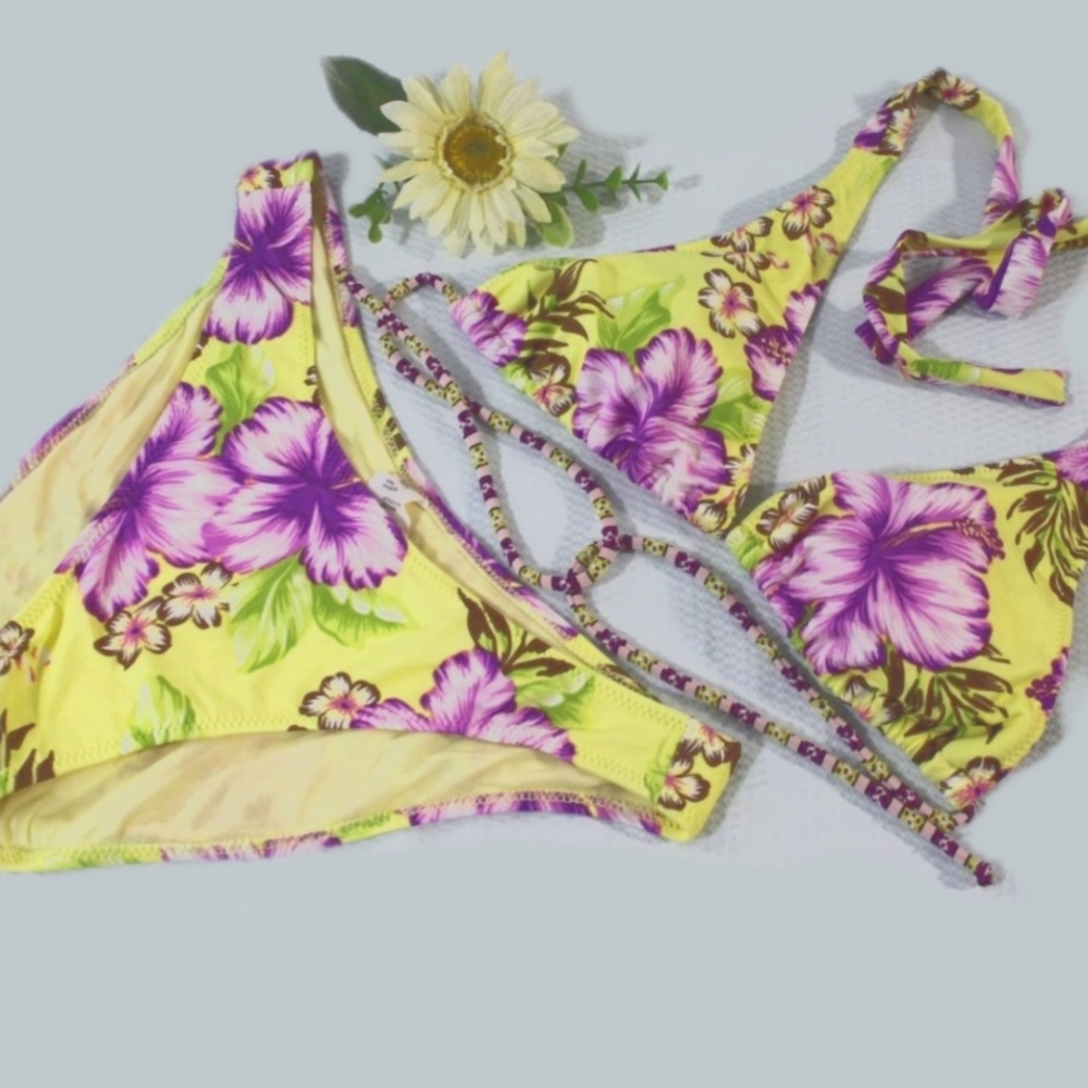 BOGO ๐ Yellow Purple Tropical Hibiscus Swimsuit Bikini Size Medium Floral - Picture 1 of 11